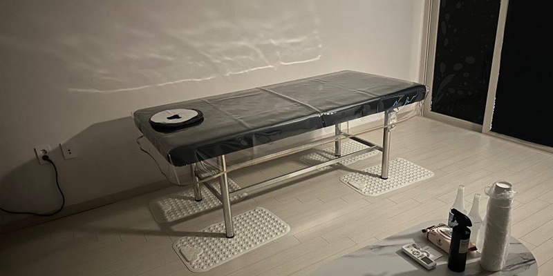 20대 한국인 여성 감성 스웨디시 전문.