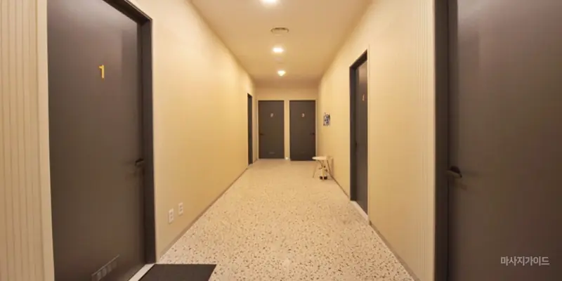 20대 한국인 관리사와 쾌적한 개인샤워실 완비, 스웨디시 전문샵.