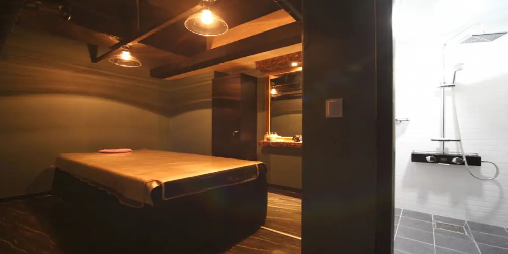 20대~ 30대 한국인 관리사, 주간할인, 첫방문할인 등 다양한이벤트 진행중.