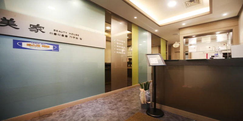 한국인 테라피스트·스웨디시&림프테라피·철저 위생관리.