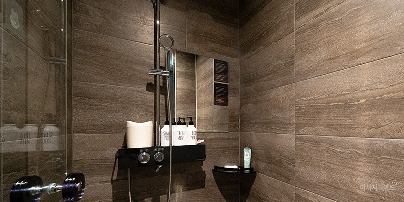 20대 한국인 관리사와 함께하는 감성 스웨디시 & 로미로미 전문샵.