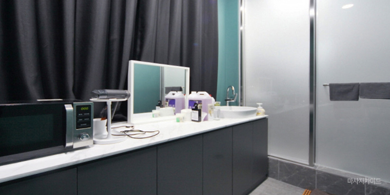 20대 한국인 관리사와 쾌적한 개인샤워실 완비, 스웨디시 전문샵.