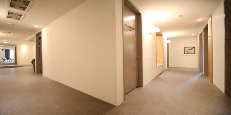 아늑한 공간, 리드미컬 스웨디시로 깊은 휴식 선사.